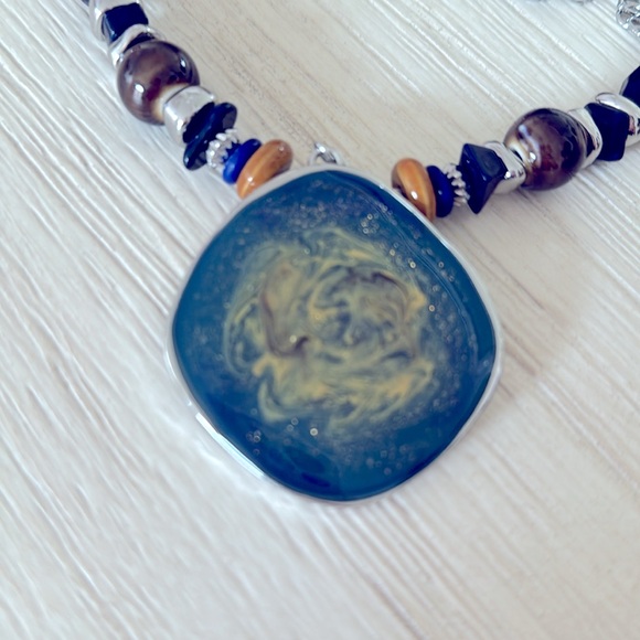 Chicos necklace NWT - Picture 4 of 4